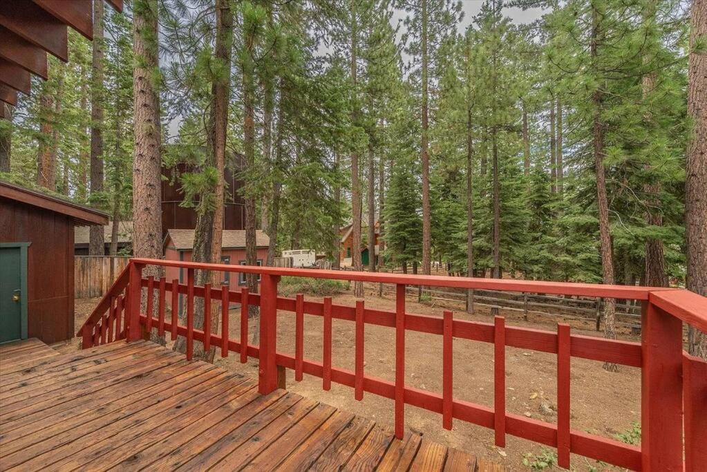 Cozy Pet-Friendly Cabin W Fenced-In Yard Close To Slopes Beach Town Carnelian Bay Eksteriør billede
