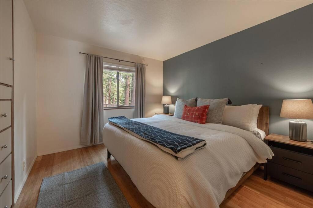 Cozy Pet-Friendly Cabin W Fenced-In Yard Close To Slopes Beach Town Carnelian Bay Eksteriør billede